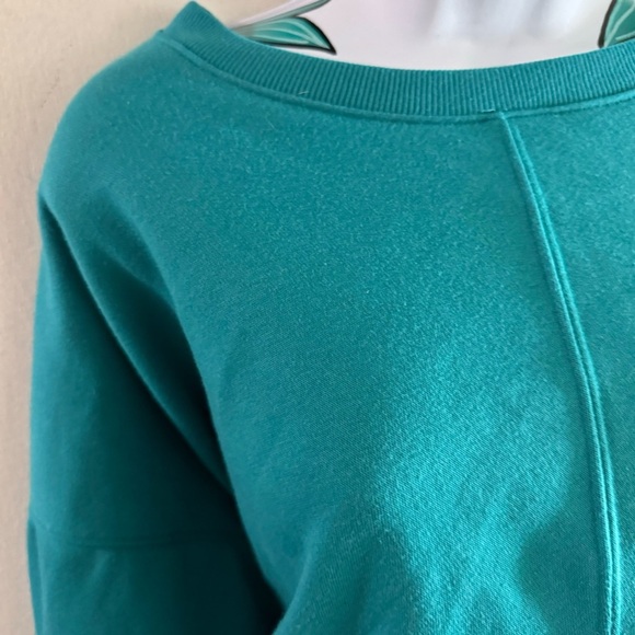 All in Motion Teal Pullover - Picture 3 of 4